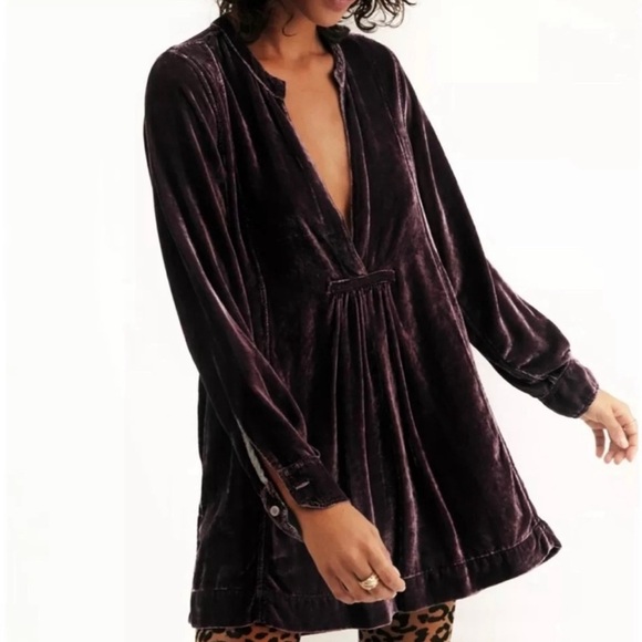 Free People Dresses & Skirts - Free People x CP Shades Jacey Black Silk Blend Velvet Long Sleeve Tunic Top